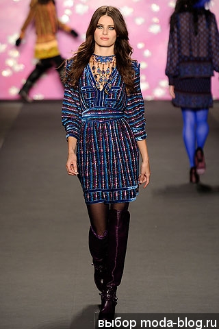 Бархатное платье от Anna Sui, осень зима 2009- 2010