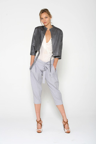 max azria Капри от max azria