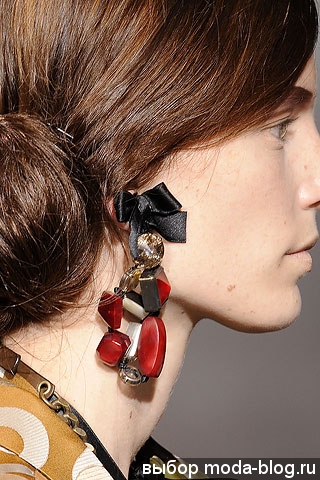 Модные серьги от Marni Модные серьги от Marni