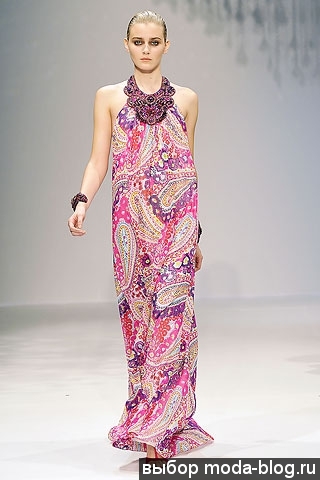 Макси-платье от Andrew Gn, весна-лето 2009 Макси-платье от Andrew Gn, весна-лето 2009