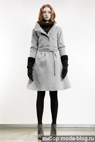 Пальто от Antonio Berardi, осень 2009 Пальто от Antonio Berardi, осень 2009