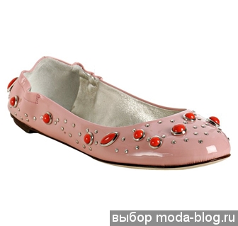 Dolce & Gabbana, 590 $