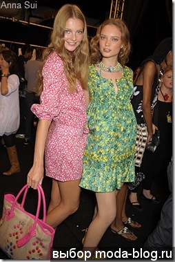 Eniko Mihalik and Naty Chabanenko.