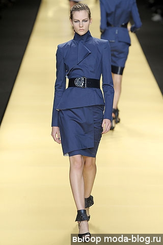 Костюм от Karl Lagerfeld Костюм от Karl Lagerfeld
