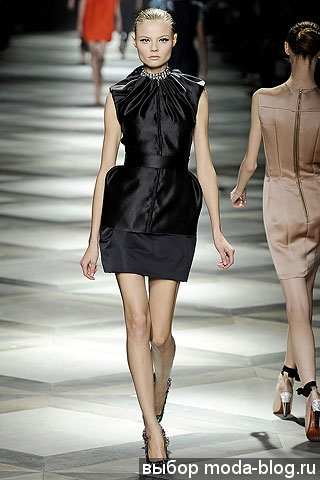 Маленькое черное платье от Lanvin Маленькое черное платье от Lanvin