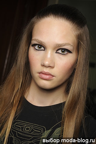 Показ Miu Miu