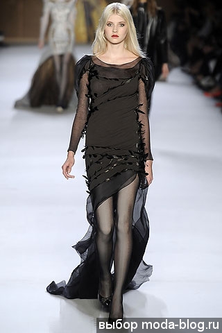 Черное платье от Nina Ricci Черное плтаье от Nina Ricci