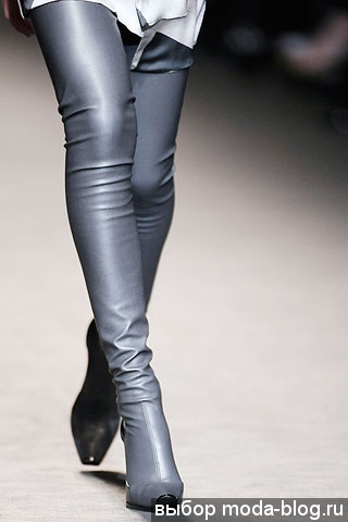 Сапоги от Stella McCartney, осень-зима 2010 Сапоги от Stella McCartney, осень-зима 2010
