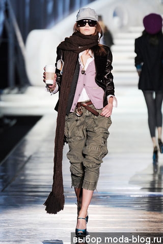dsquaredc2b21 Dsquared²