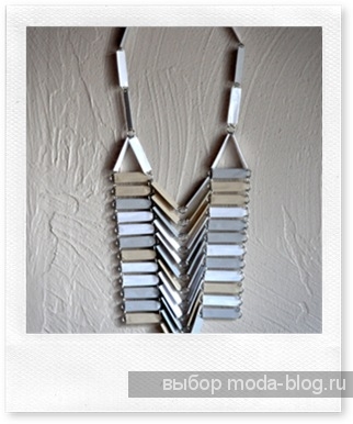manu-breast-plate-necklace-2a